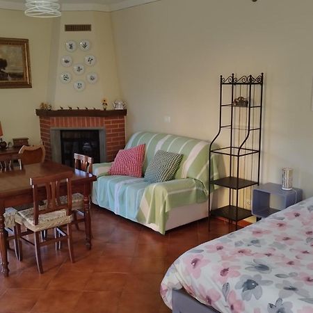 La Casina Villa Barga Bagian luar foto